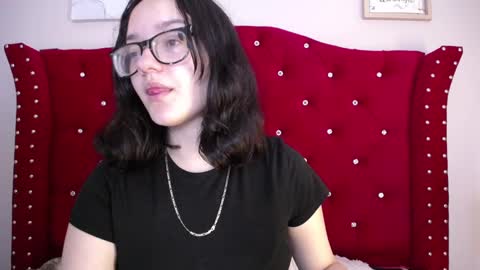 charlotte1_ls online show from 02/12/25, 01:41