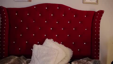 charlotte1_ls online show from 02/22/25, 01:55