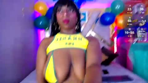 Snapshot of charlotte__miles chatting on 06/13/26, 11:41 charlotte__miles online show from 06/13/26, 11:41