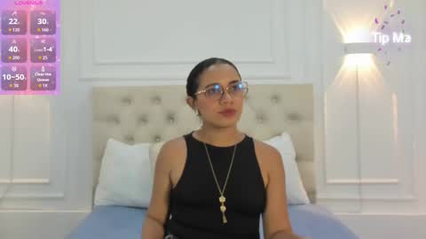 Snapshot of charlotte_dante212 chatting on 09/20/25, 08:32 charlottte y dante online show from 09/20/25, 08:32