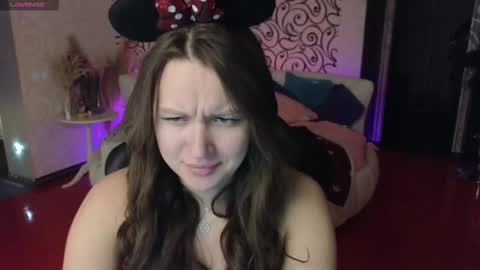 Snapshot of charlotte_ekman chatting on 02/16/25, 01:05 Charlotte online show from 02/16/25, 01:05