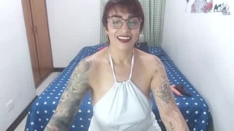 Snapshot of charlotte_gray_1 chatting on 04/09/26, 03:50 Charlotte online show from 04/09/26, 03:50