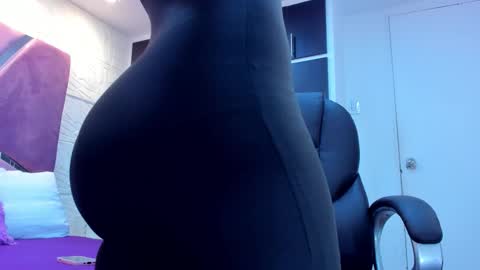 Charlotte Icee online show from 10/10/25, 04:50