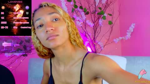 CHARLOTTE online show from 11/11/25, 11:32