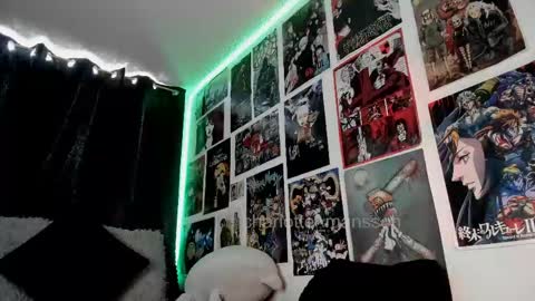 Charlotte online show from 05/06/26, 04:01