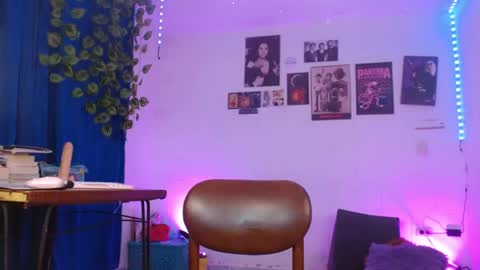 charlotte_morh_ online show from 08/06/26, 02:24