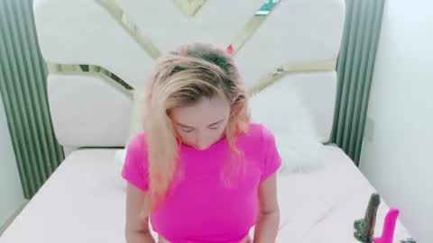 Charlotte online show from 10/23/25, 01:38