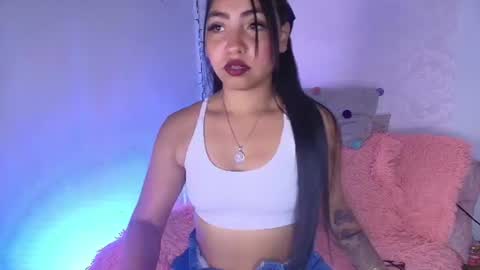 charlotte_princess_1 online show from 06/15/26, 01:41