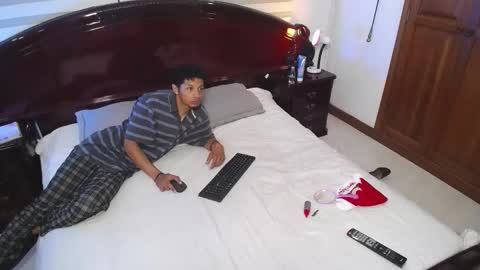 Charlotte   online show from 12/14/25, 11:20