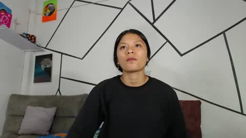 Snapshot of charlotte_vickie chatting on 06/17/26, 11:23 Charlotte online show from 06/17/26, 11:23