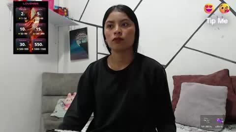 Snapshot of charlotte_vickie chatting on 07/01/26, 11:01 Charlotte online show from 07/01/26, 11:01