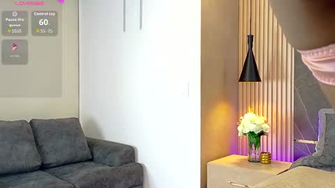 Snapshot of charlottebrandt_ chatting on 06/14/26, 03:30 charlottebrandt_ online show from 06/14/26, 03:30