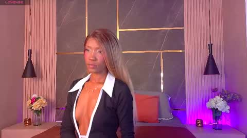 charlottebrandt_ online show from 06/19/26, 04:28