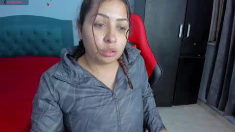 Natalia online show from 02/18/25, 11:41