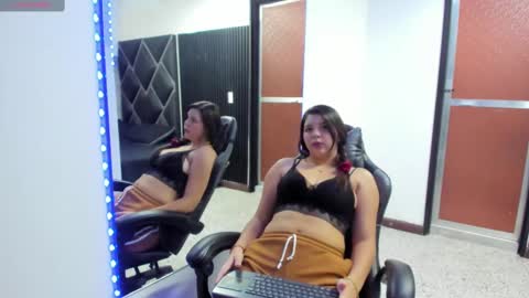 charlottee_starr online show from 09/09/25, 07:57