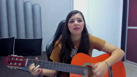 Snapshot of charlottee_starr chatting on 11/29/25, 08:12 charlottee_starr online show from 11/29/25, 08:12