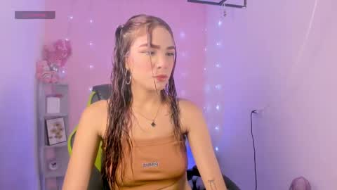 Snapshot of charlotteee_02 chatting on 09/28/25, 03:12 charlotteee online show from 09/28/25, 03:12