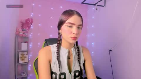 Snapshot of charlotteee_02 chatting on 10/01/25, 03:56 charlotteee online show from 10/01/25, 03:56