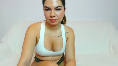 Snapshot of charlottehott4u chatting on 07/03/26, 03:57 Charlotte online show from 07/03/26, 03:57
