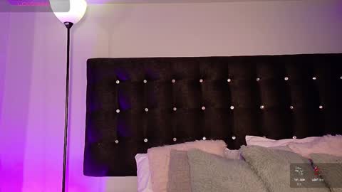 charlotterussel online show from 01/17/25, 01:57