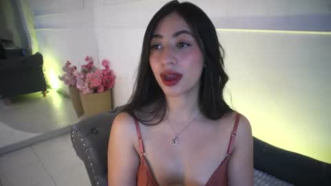 Lauren Rus online show from 07/14/26, 12:33
