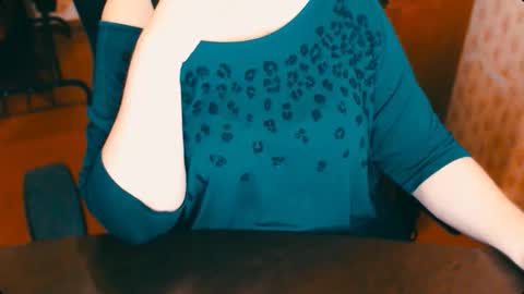 CharlotteXTasty online show from 10/23/25, 10:36