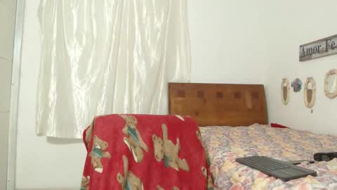 Snapshot of charlydeann chatting on 09/14/25, 02:16 online show from 09/14/25, 02:16