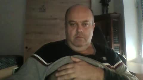 Snapshot of charlypalgar chatting on 11/21/25, 08:46 charly online show from 11/21/25, 08:46