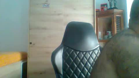 Snapshot of charlypalgar chatting on 02/18/26, 11:39 charly online show from 02/18/26, 11:39