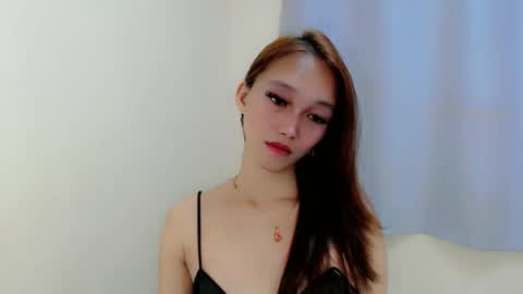 charm_fuckdoll8 online show from 12/02/25, 11:37