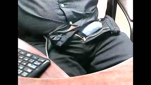 charmeur2672 online show from 11/19/25, 10:59