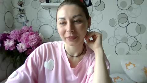 Snapshot of charming__chick chatting on 06/06/26, 09:47 charming__chick online show from 06/06/26, 09:47