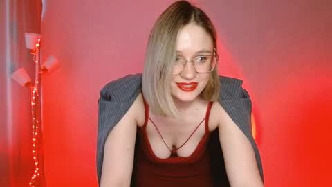 Michelle  online show from 02/04/25, 03:44