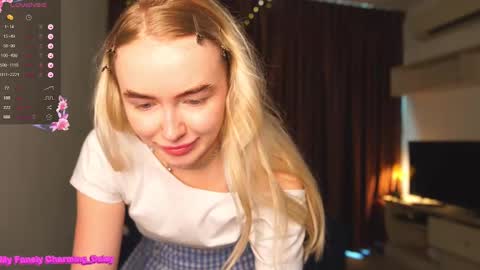 my fansly Charming daisy              My Wishlist  for new toys     online show from 02/27/25, 02:10