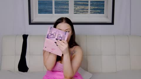 Snapshot of charming_lolla chatting on 10/05/25, 11:46 charming_lolla online show from 10/05/25, 11:46