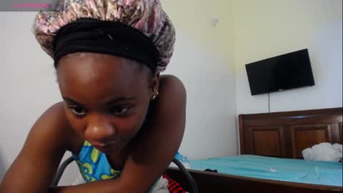 Snapshot of charmingcoco_ chatting on 06/07/26, 03:16 Coco online show from 06/07/26, 03:16
