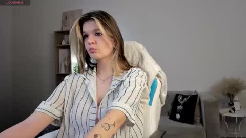 Kati online show from 11/17/25, 10:54