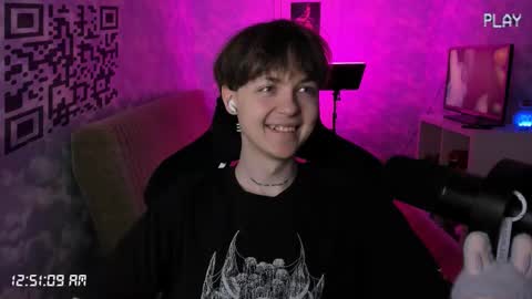 Snapshot of charonbaby1 chatting on 10/28/25, 09:50 lynxy online show from 10/28/25, 09:50