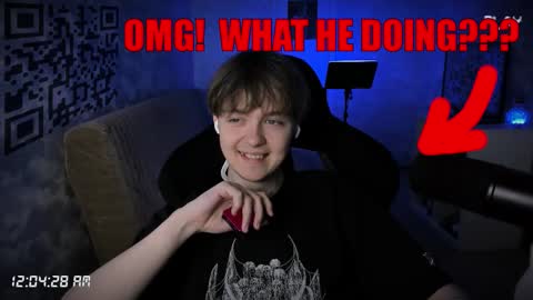 Snapshot of charonbaby1 chatting on 11/05/25, 09:04 lynxy online show from 11/05/25, 09:04