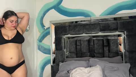 Snapshot of charons_boat_ chatting on 11/09/25, 11:19 Sam and mike online show from 11/09/25, 11:19