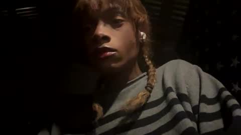 Snapshot of charr1barr chatting on 10/06/25, 03:26 Miss Chocolate online show from 10/06/25, 03:26