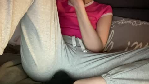 Vicky online show from 06/29/26, 07:47