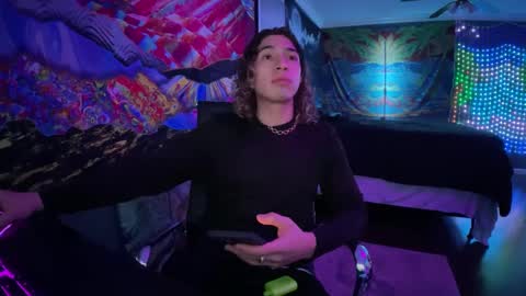 Snapshot of chaseocean1111 chatting on 12/27/24, 08:24 chaseocean1111 online show from 12/27/24, 08:24