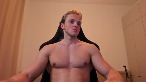 Chase Reed online show from 05/11/26, 07:33
