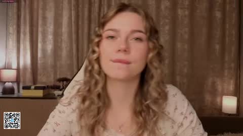 Emilia online show from 06/26/26, 04:17