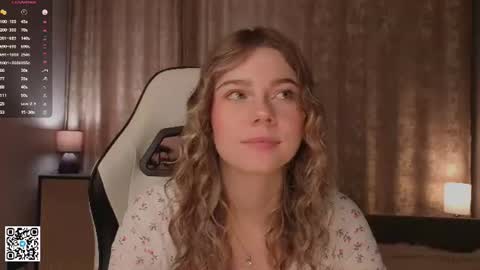 Emilia online show from 07/10/26, 04:28