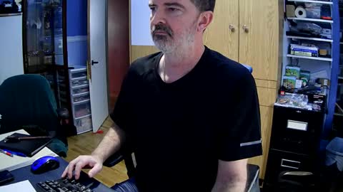 wanaBeYourToy online show from 12/06/24, 06:50