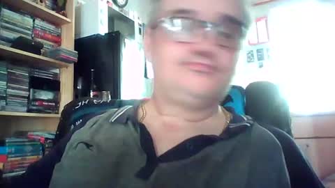 lee online show from 06/15/26, 02:19