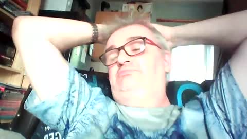 lee online show from 06/25/26, 06:45