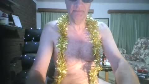 We Chat online show from 12/22/24, 01:44